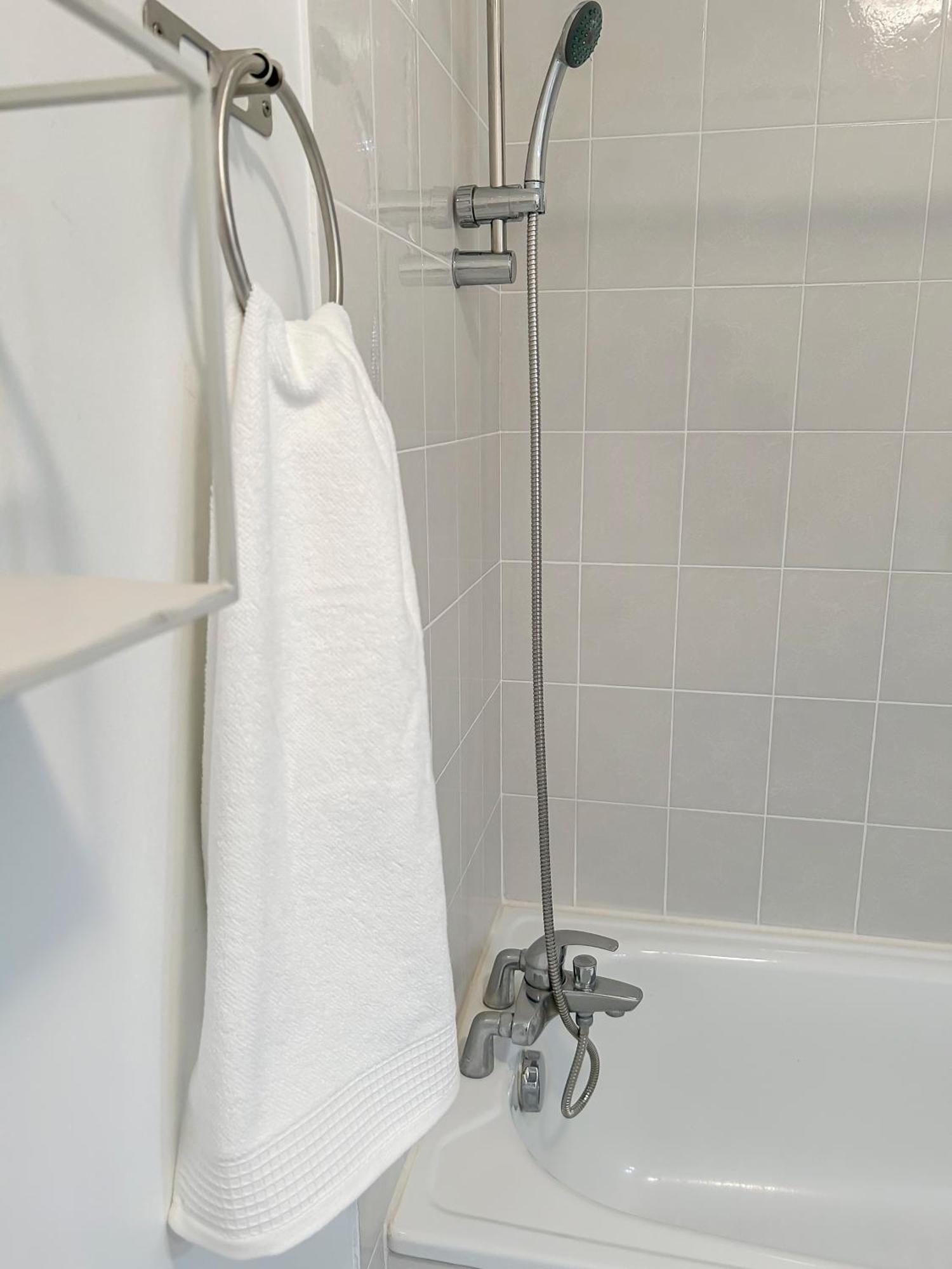 Apartment Sympa-lumineux Proche Paris - 7 Mn Metro 11 *