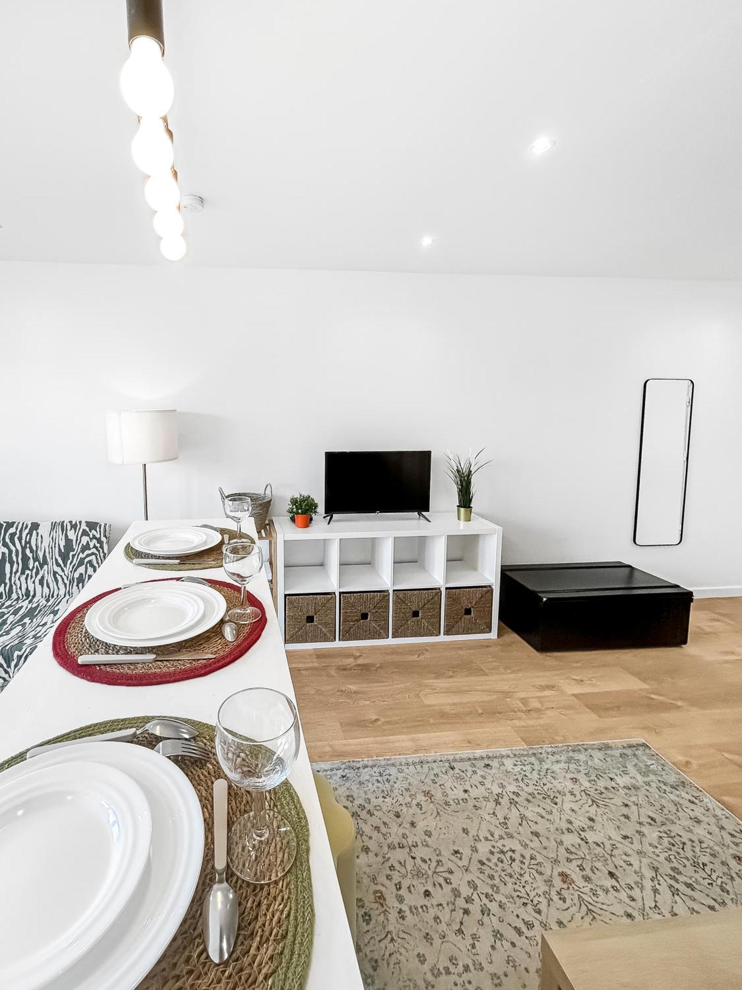 Sympa-lumineux Proche Paris - 7 Mn Metro 11 Apartment